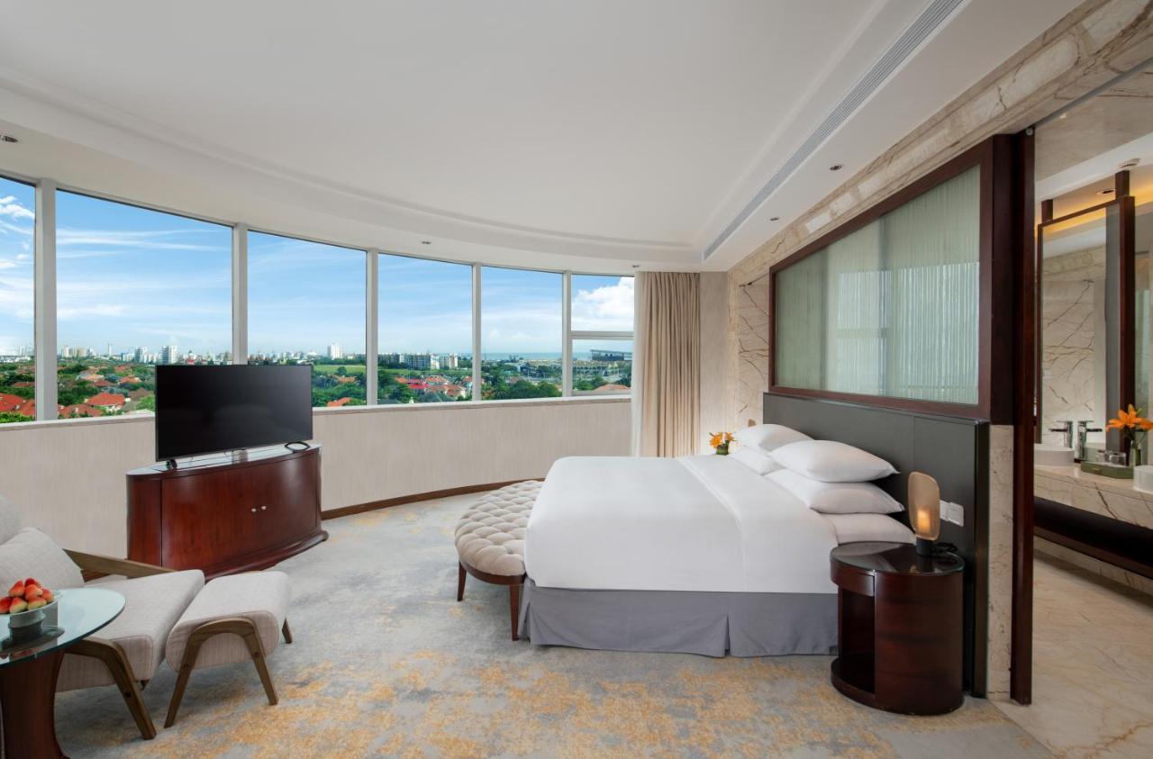 Golden Shining New Century Grand Hotel بيهاي المظهر الخارجي الصورة