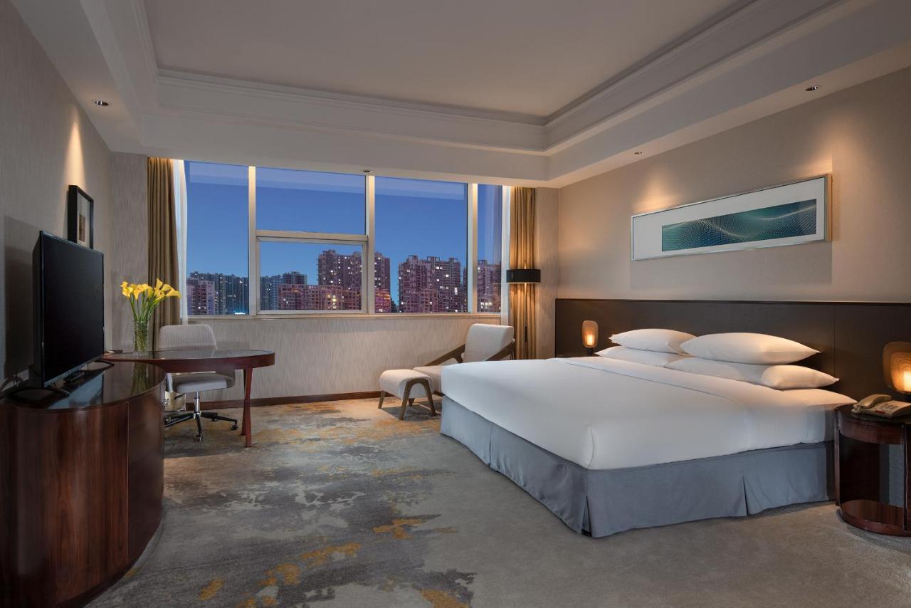 Golden Shining New Century Grand Hotel بيهاي المظهر الخارجي الصورة