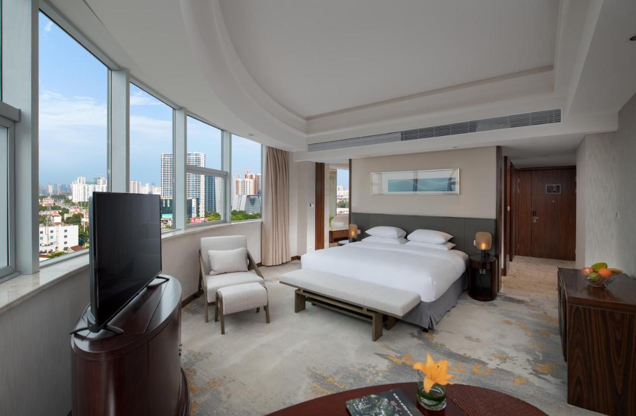 Golden Shining New Century Grand Hotel بيهاي المظهر الخارجي الصورة