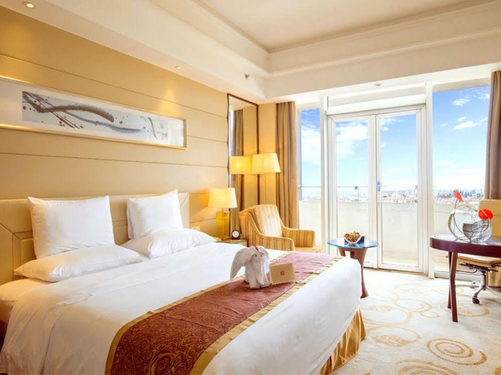 Golden Shining New Century Grand Hotel بيهاي المظهر الخارجي الصورة